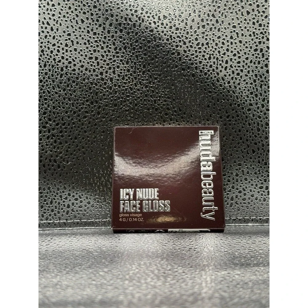 HUDA BEAUTY icy nude